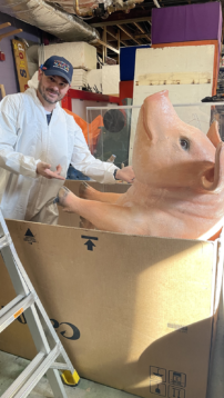 Eric andpig large a